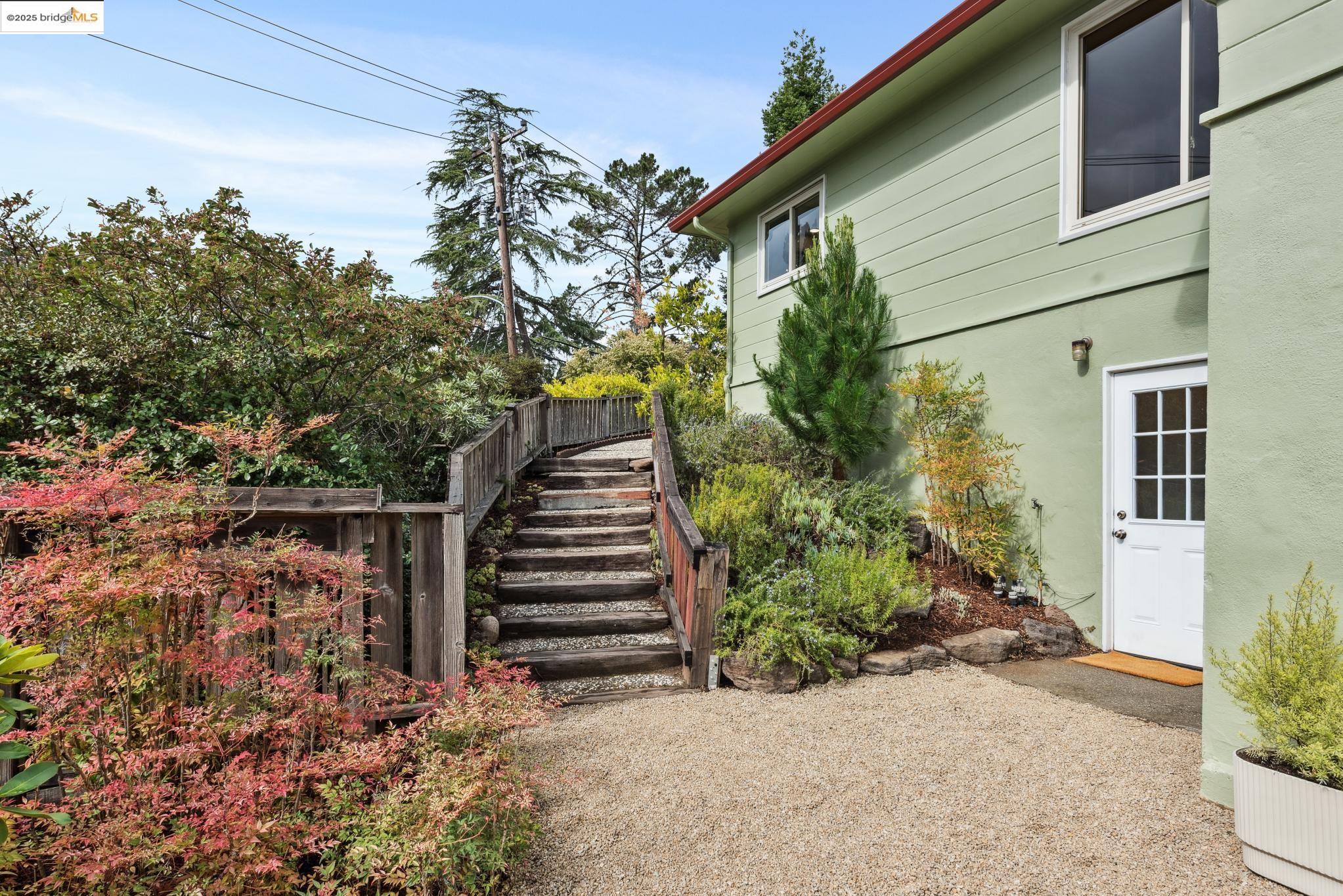 5690 CHELTON DRIVE, Oakland