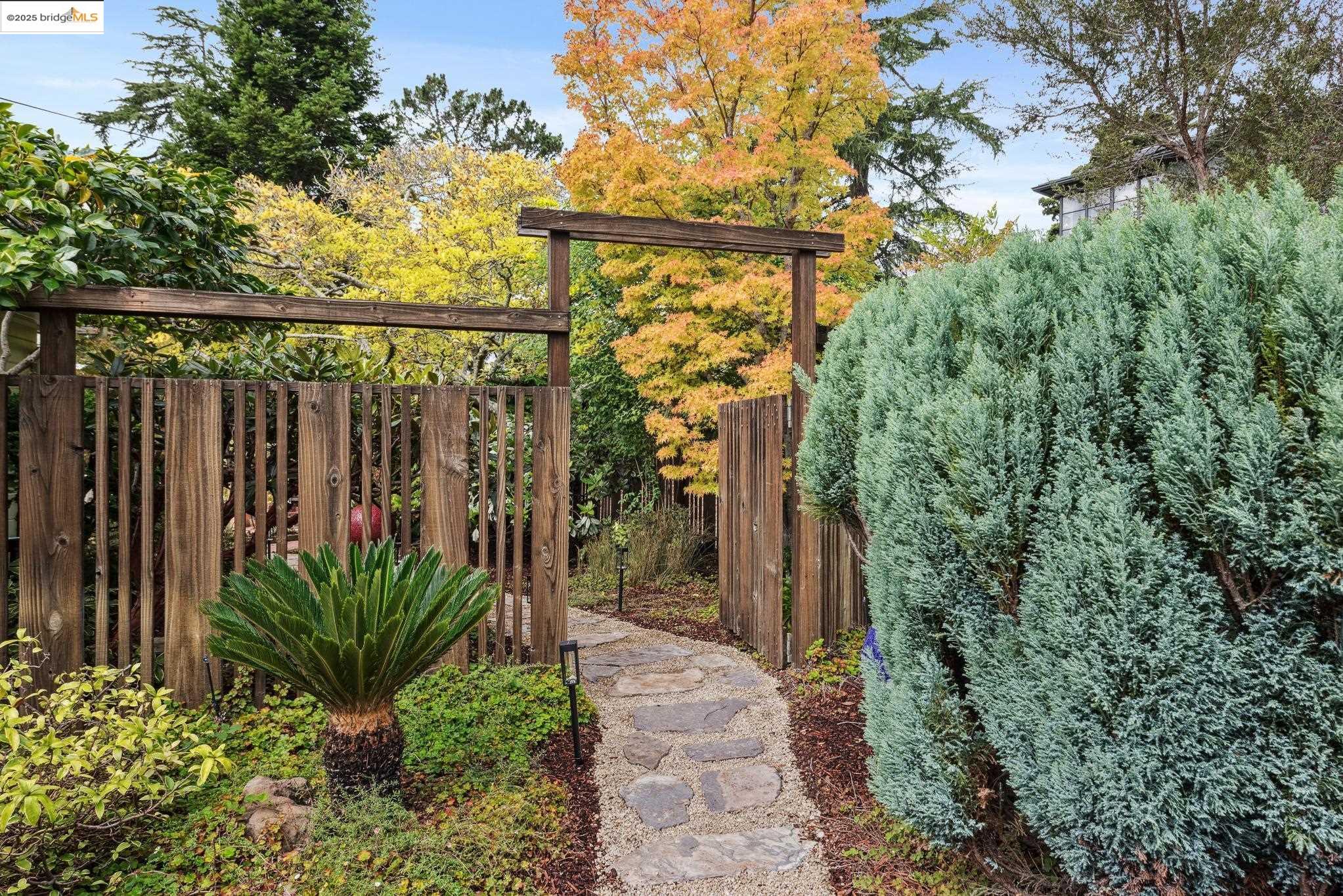 5690 CHELTON DRIVE, Oakland