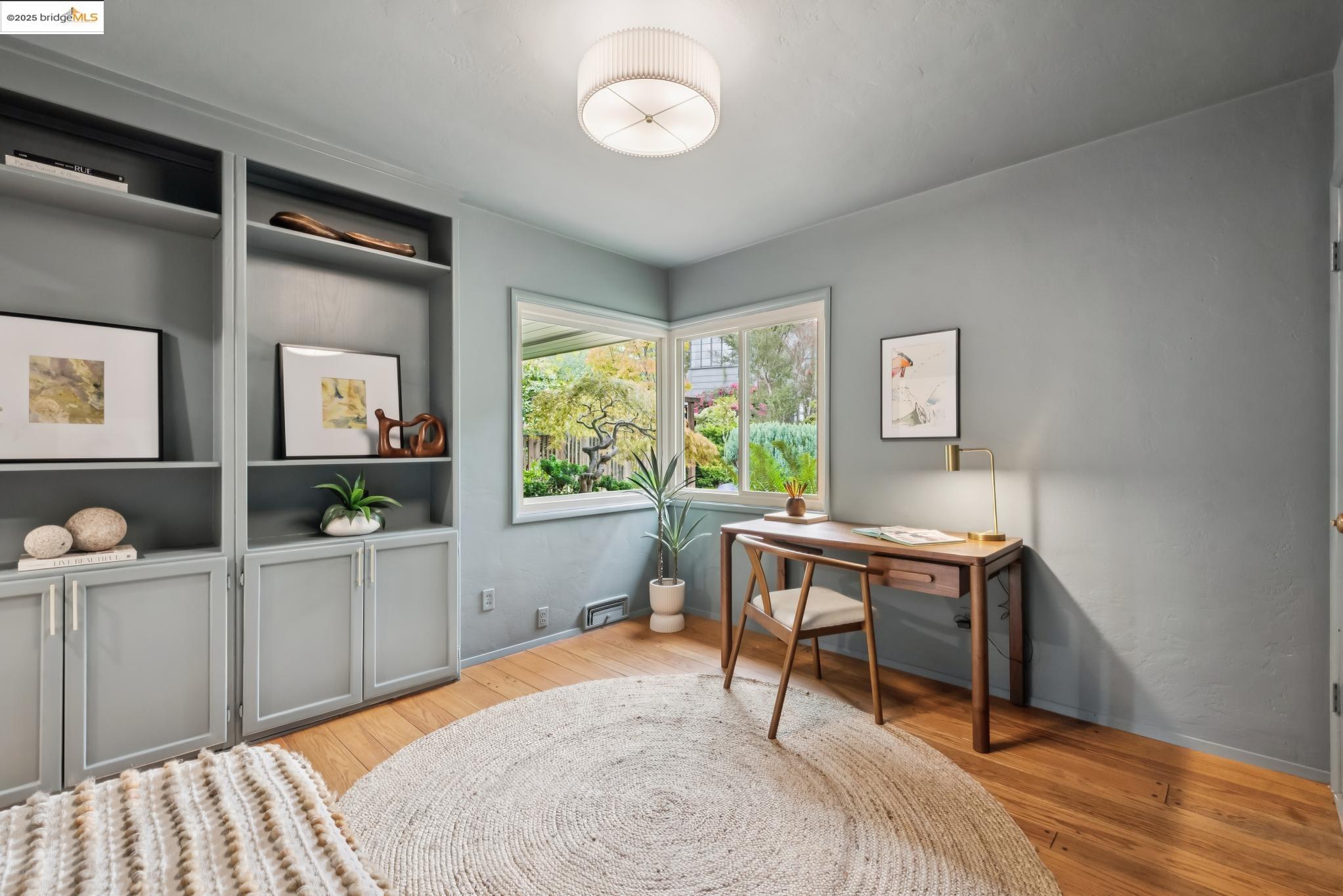 5690 CHELTON DRIVE, Oakland