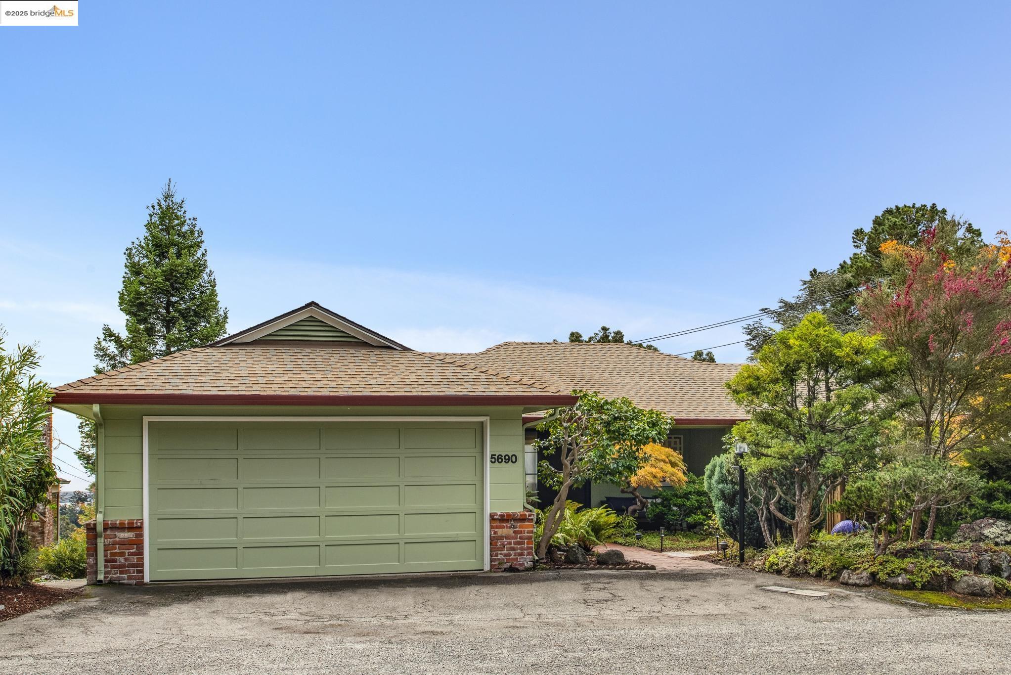 5690 CHELTON DRIVE, Oakland