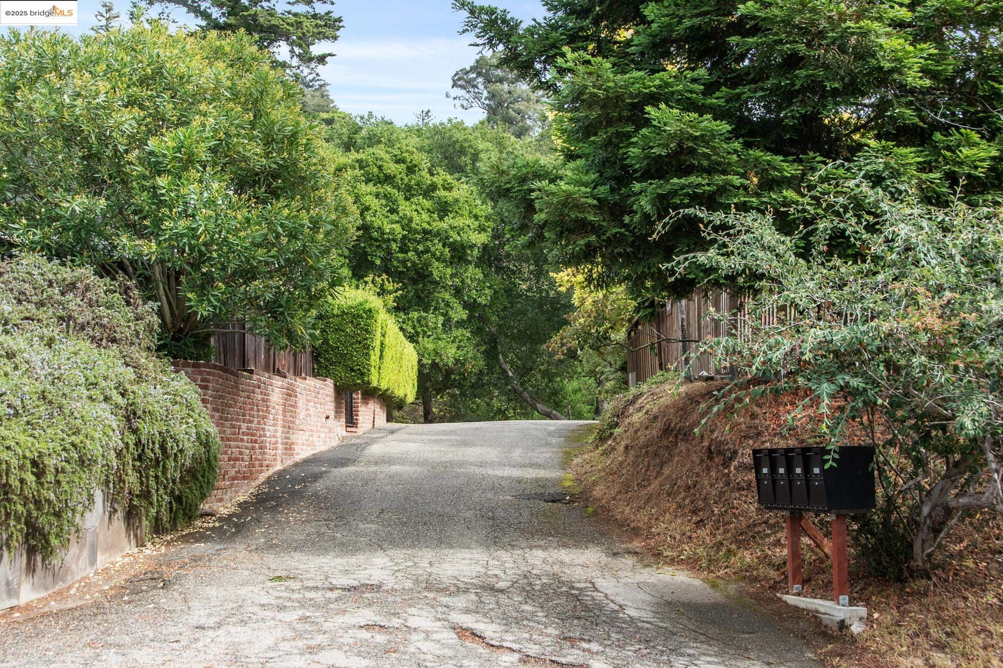 5690 CHELTON DRIVE, Oakland