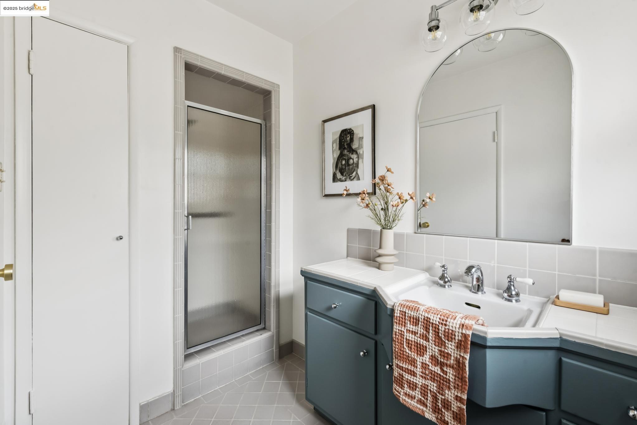 5690 CHELTON DRIVE, Oakland