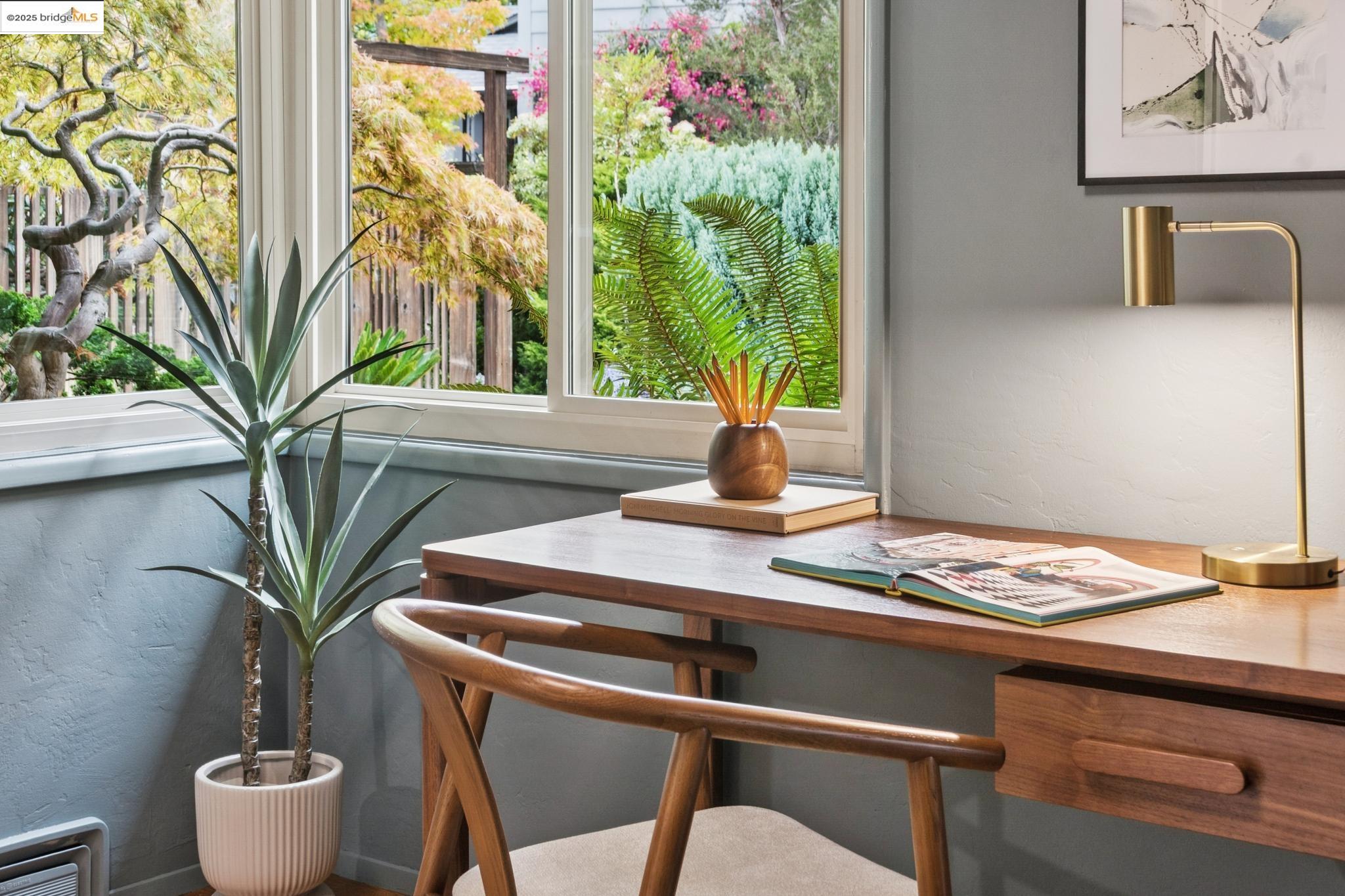 5690 CHELTON DRIVE, Oakland