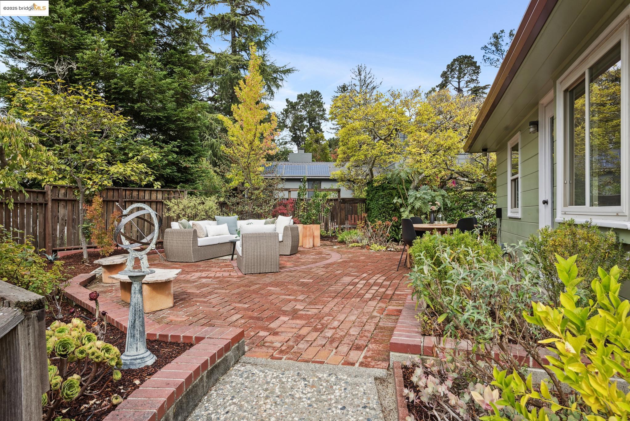 5690 CHELTON DRIVE, Oakland