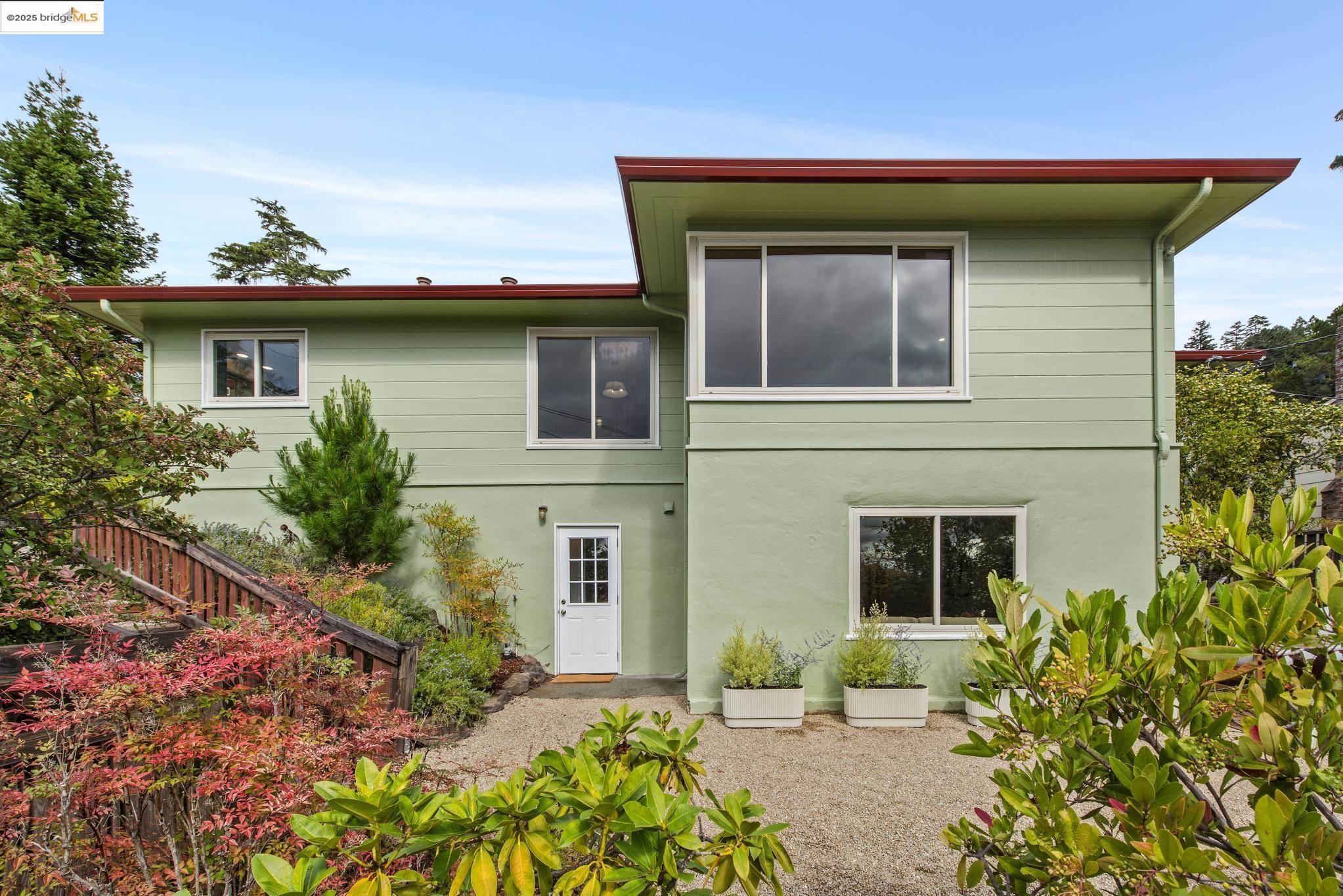 5690 CHELTON DRIVE, Oakland