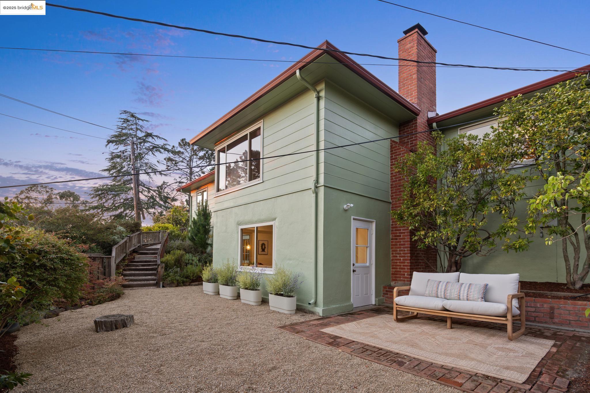 5690 CHELTON DRIVE, Oakland