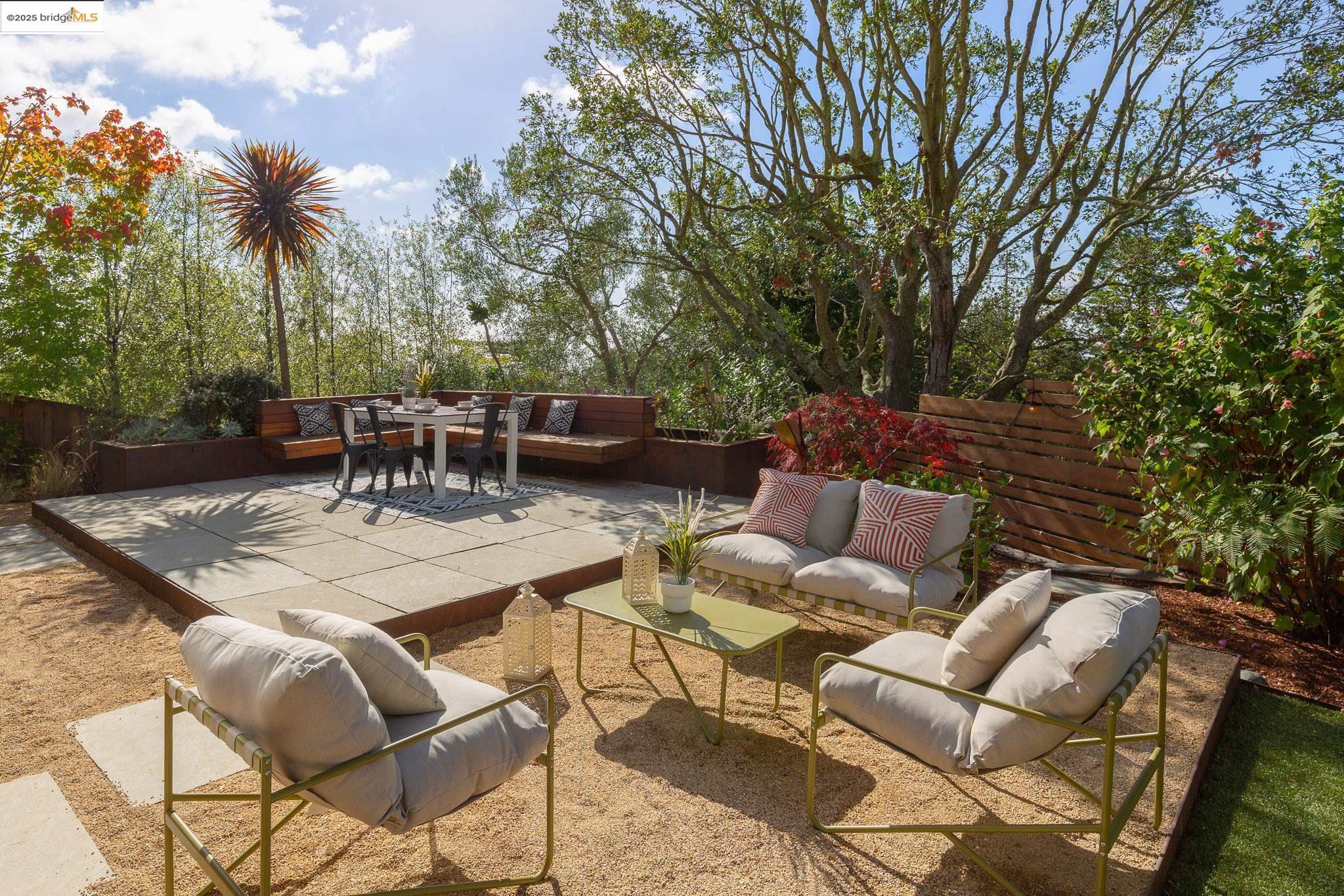5973 Rincon Dr