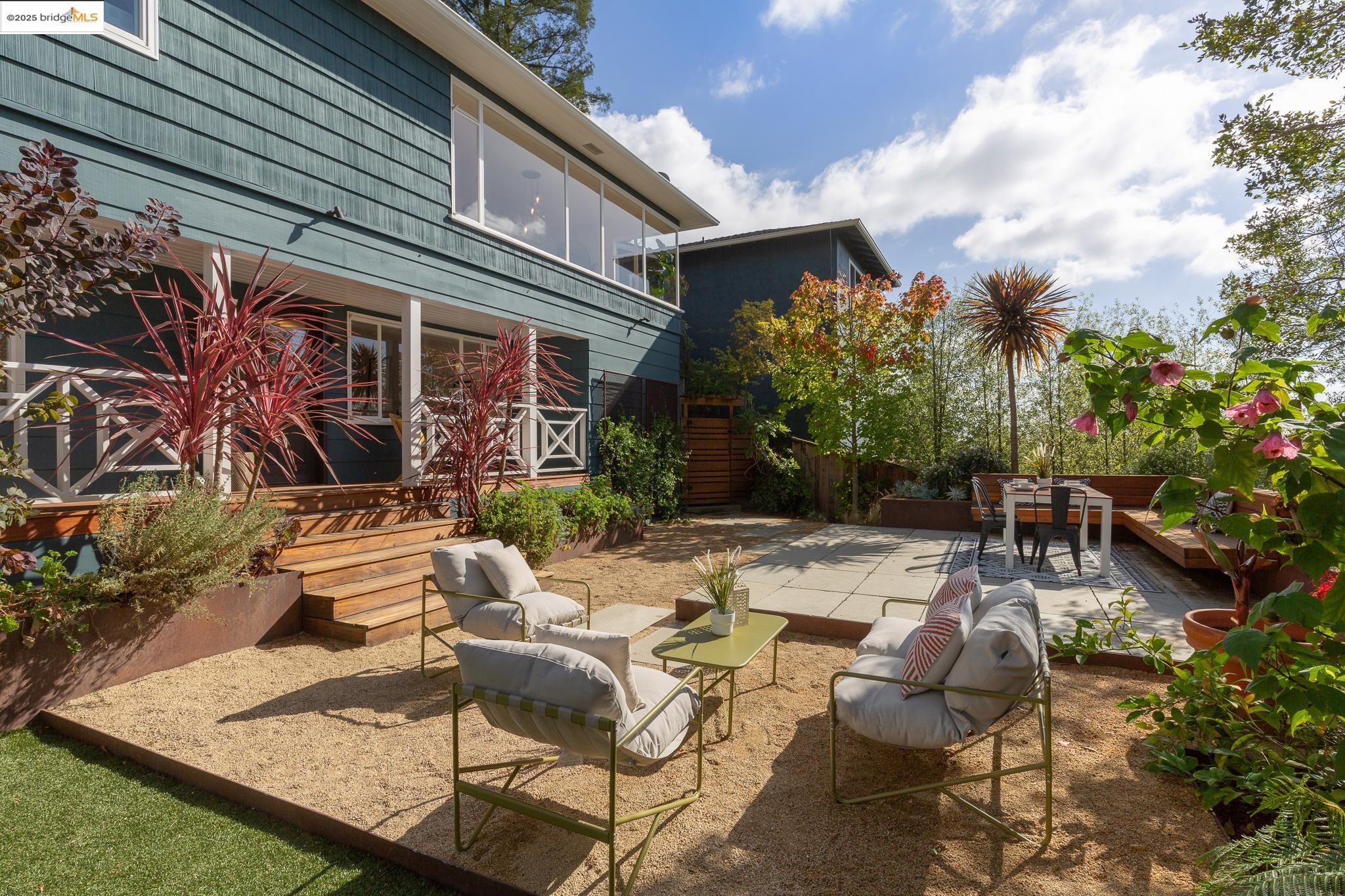 5973 Rincon Dr