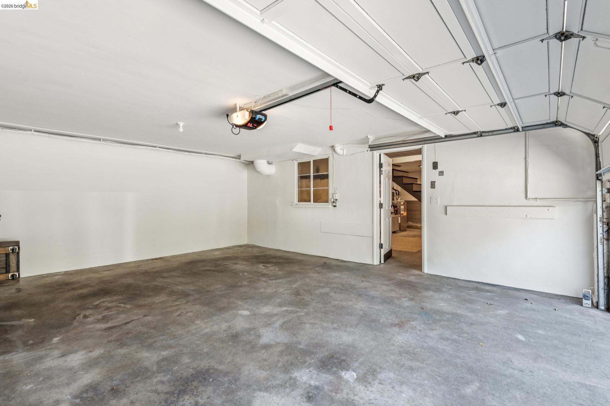 2363 LEIMERT BLVD