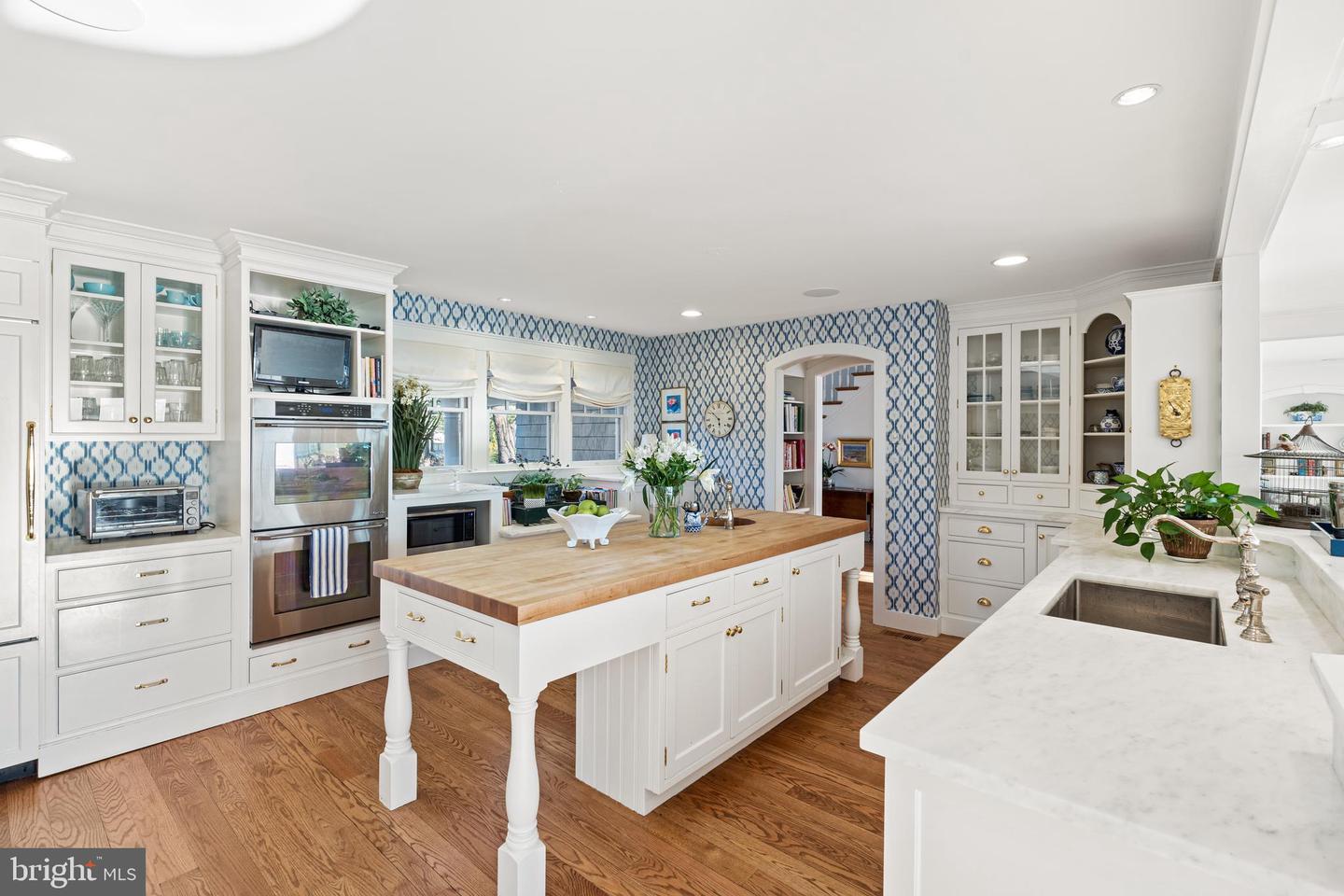 2701 Wild Holly Rd