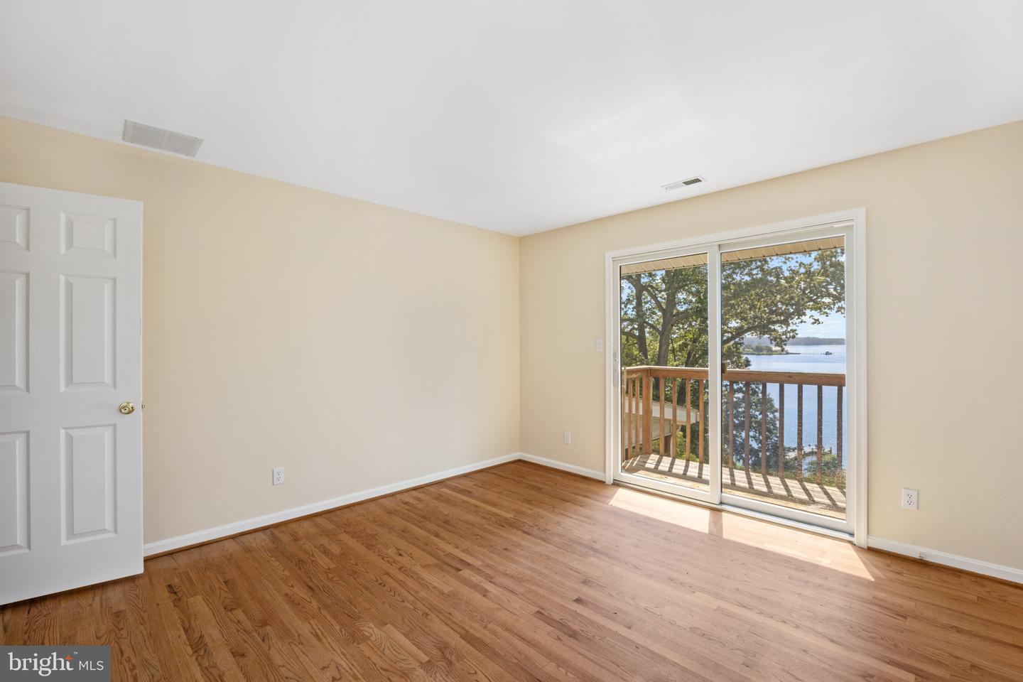 341 Hall Rd