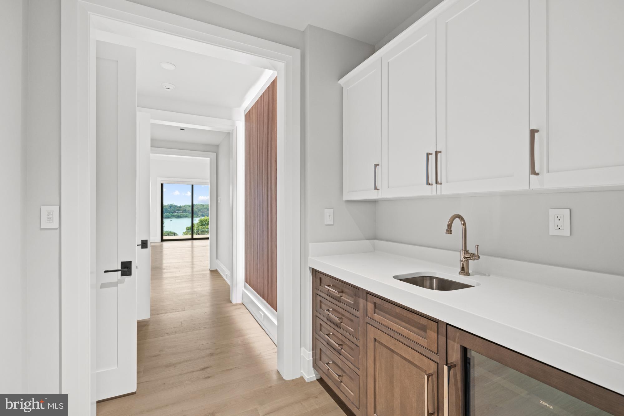 205 Winchester Beach Dr