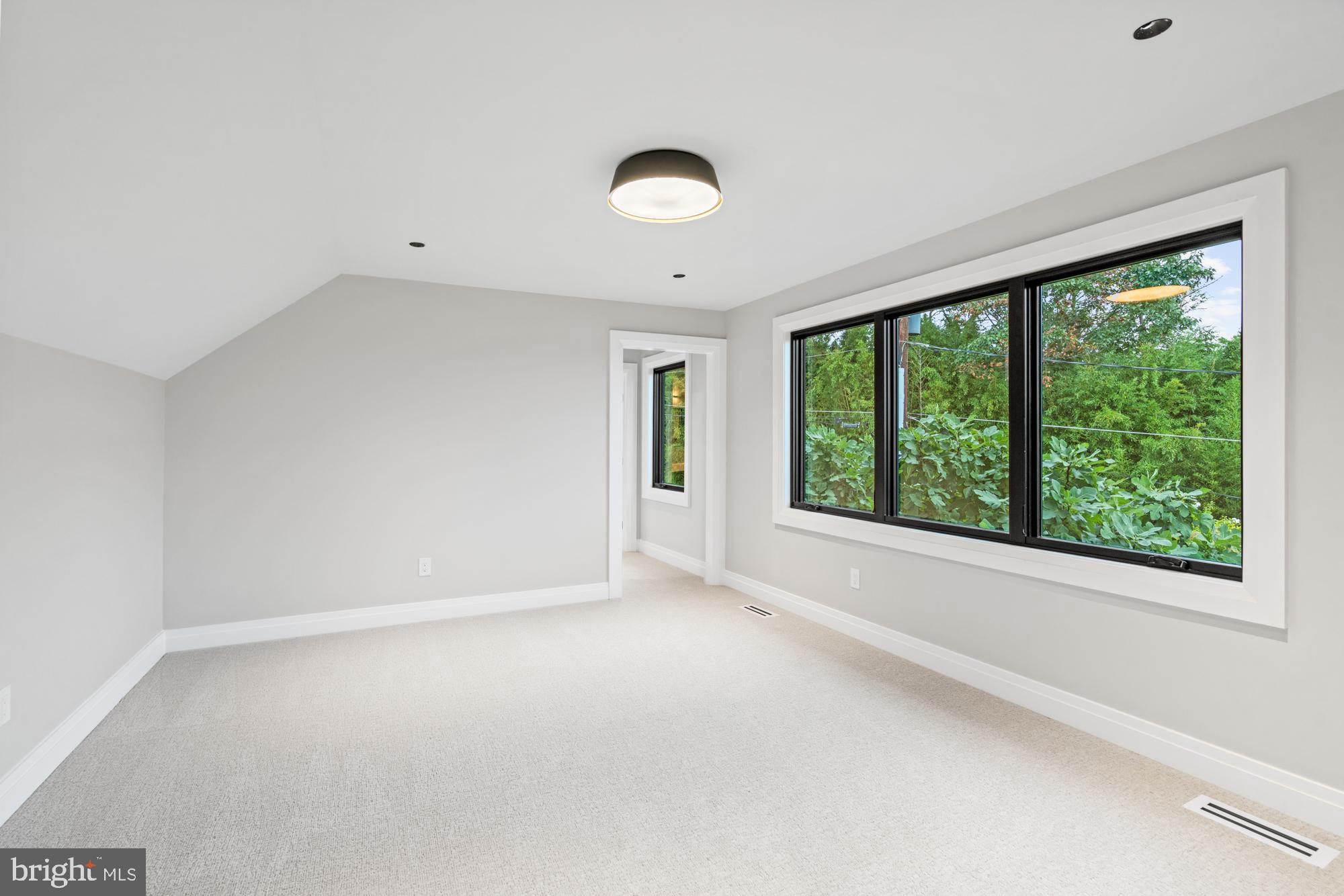 205 Winchester Beach Dr