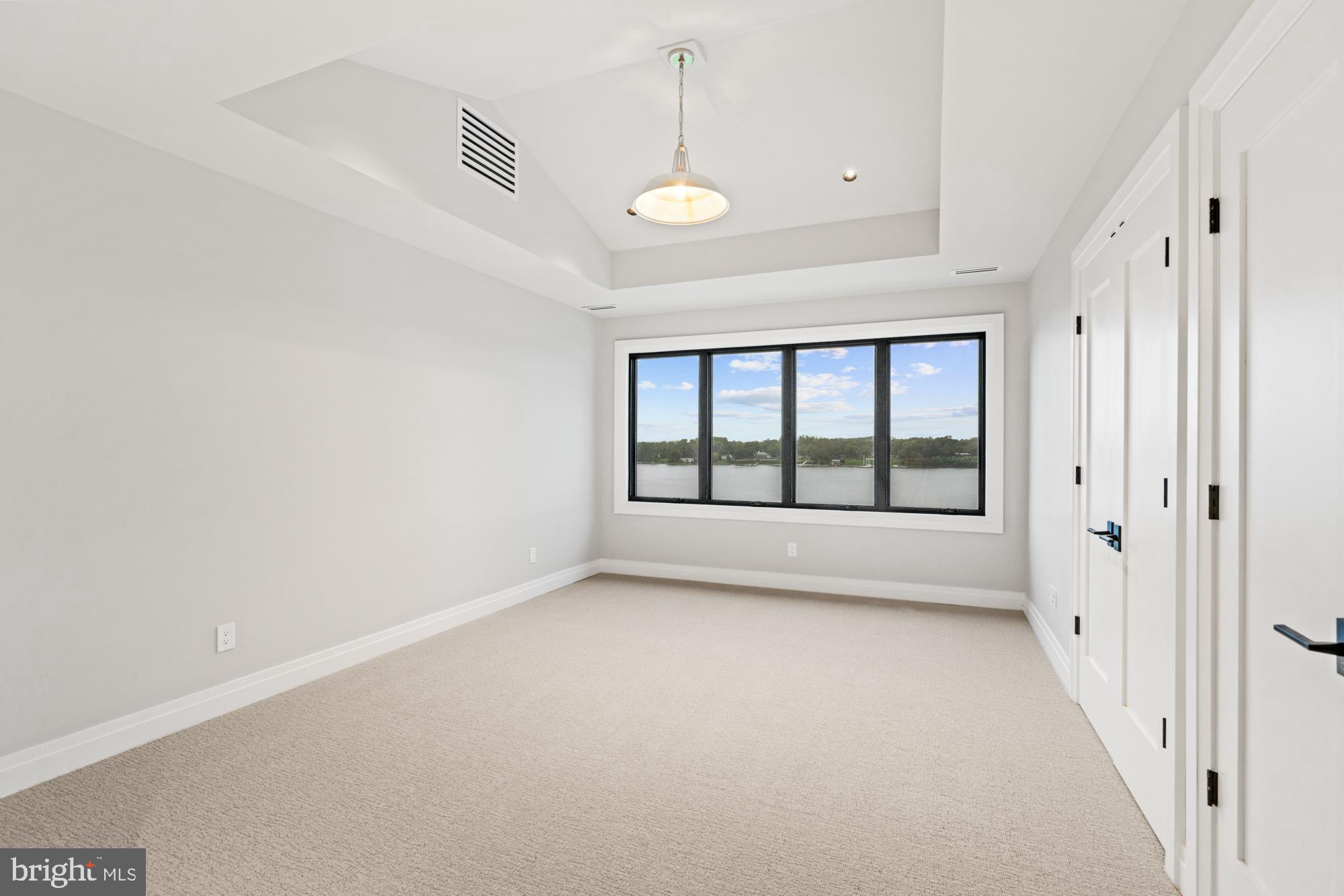 205 Winchester Beach Dr