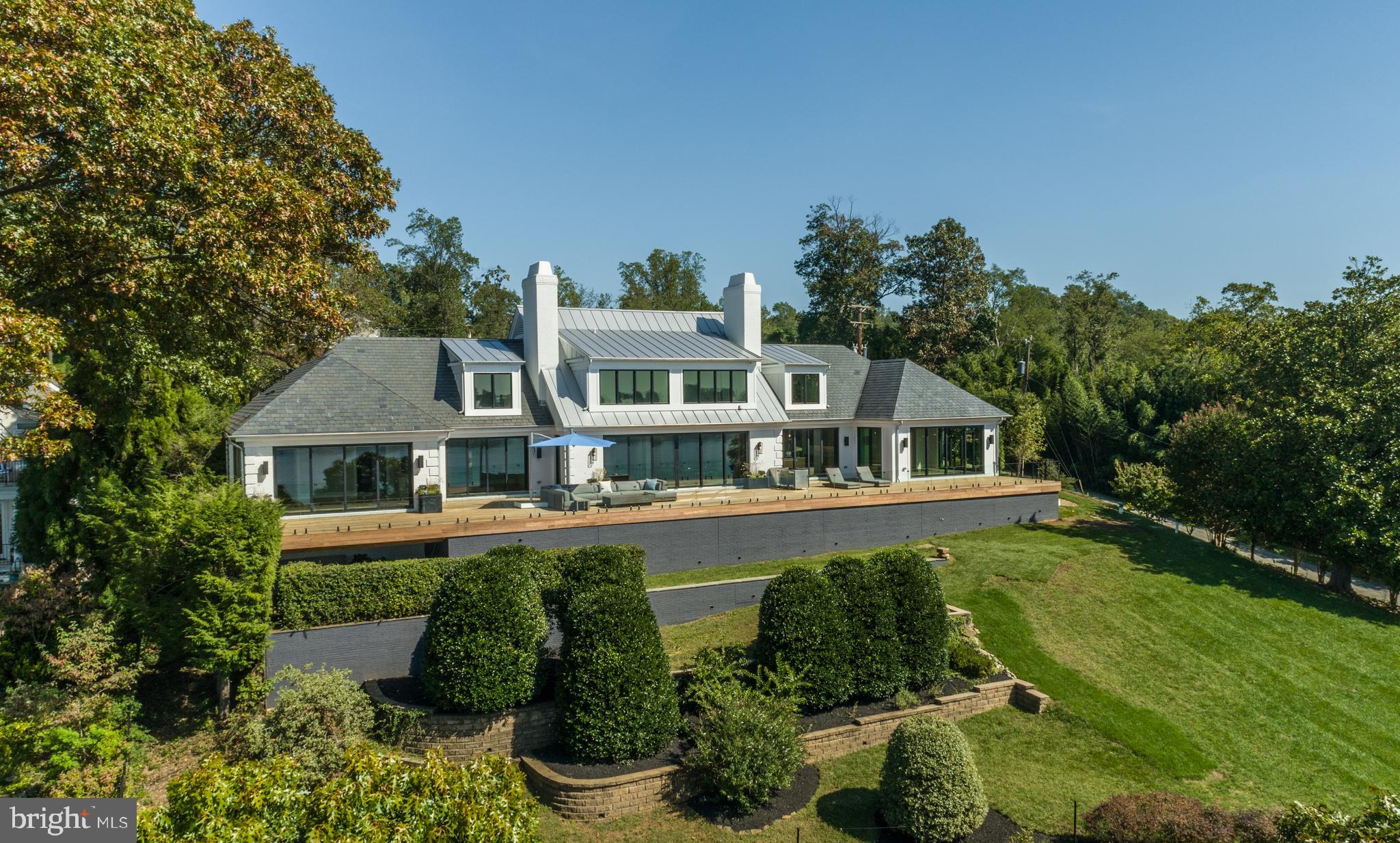 205 Winchester Beach Dr