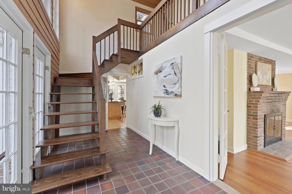 755 Dividing Rd