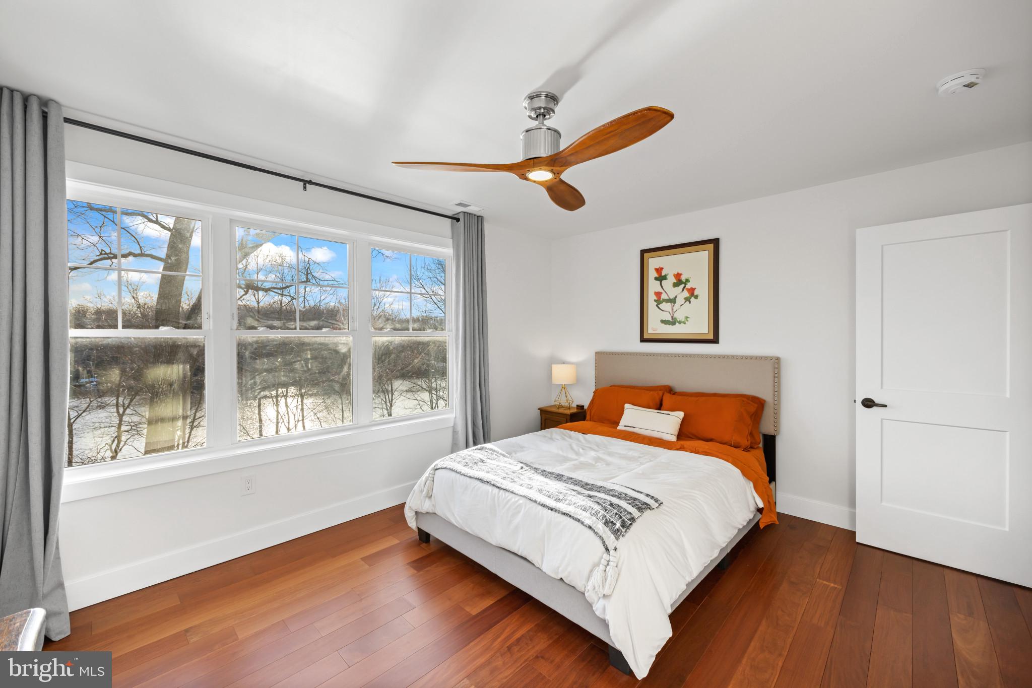 3320 Breckenridge Way