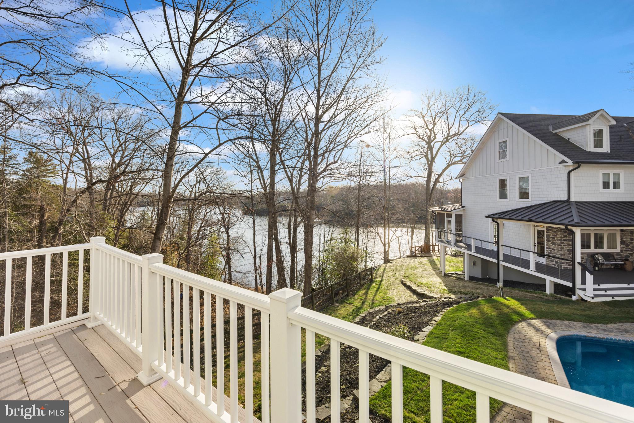 3320 Breckenridge Way