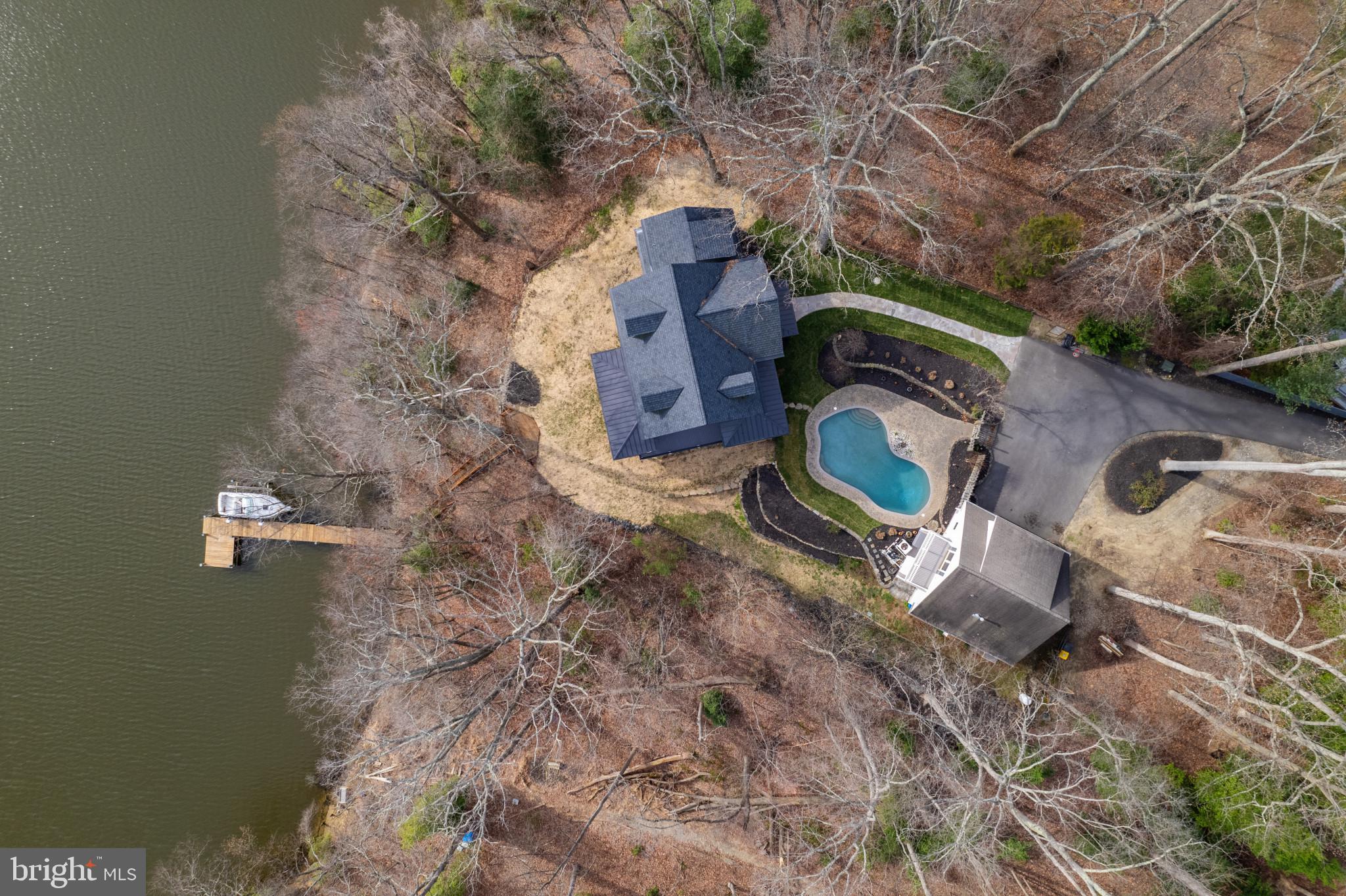 3320 Breckenridge Way