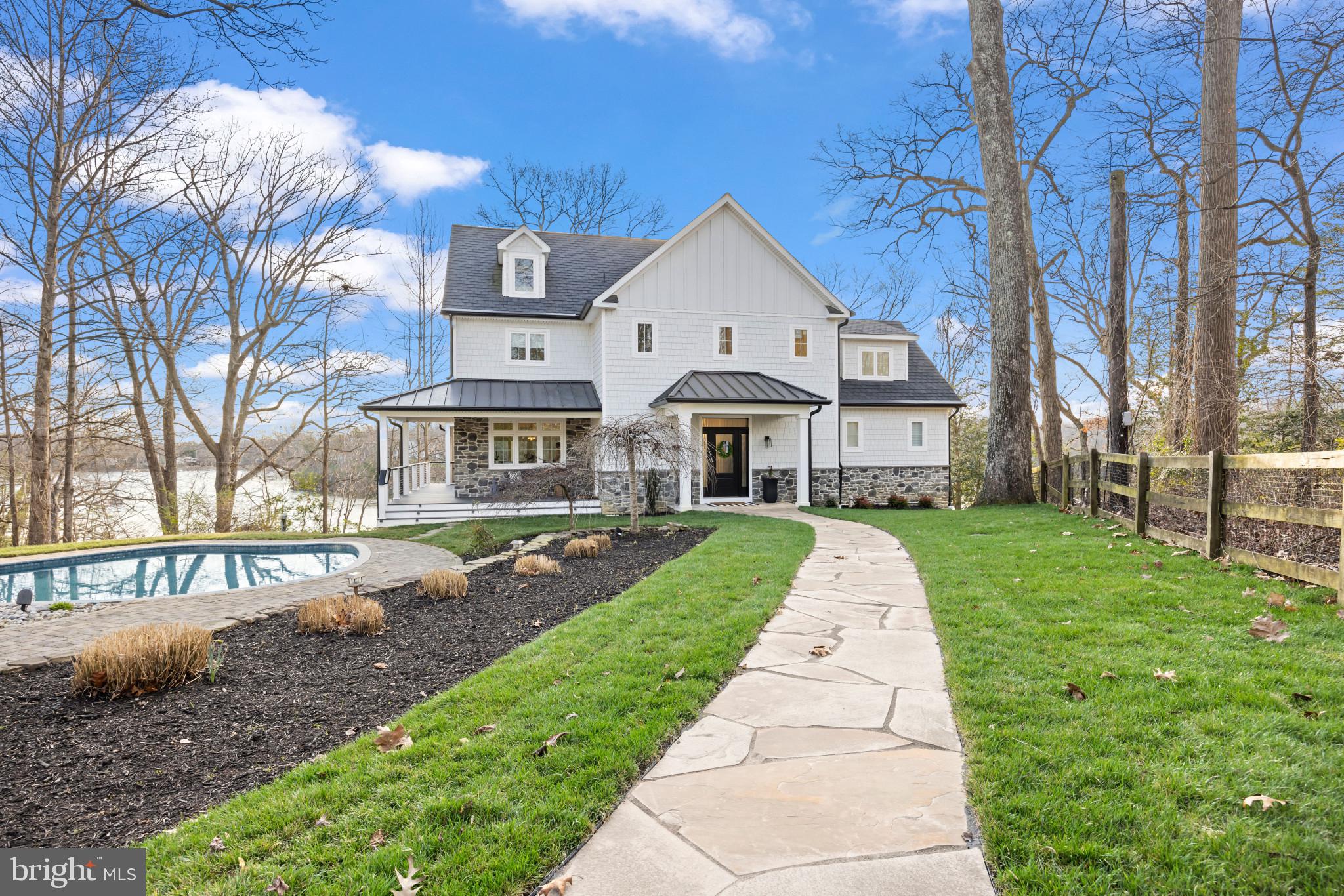 3320 Breckenridge Way