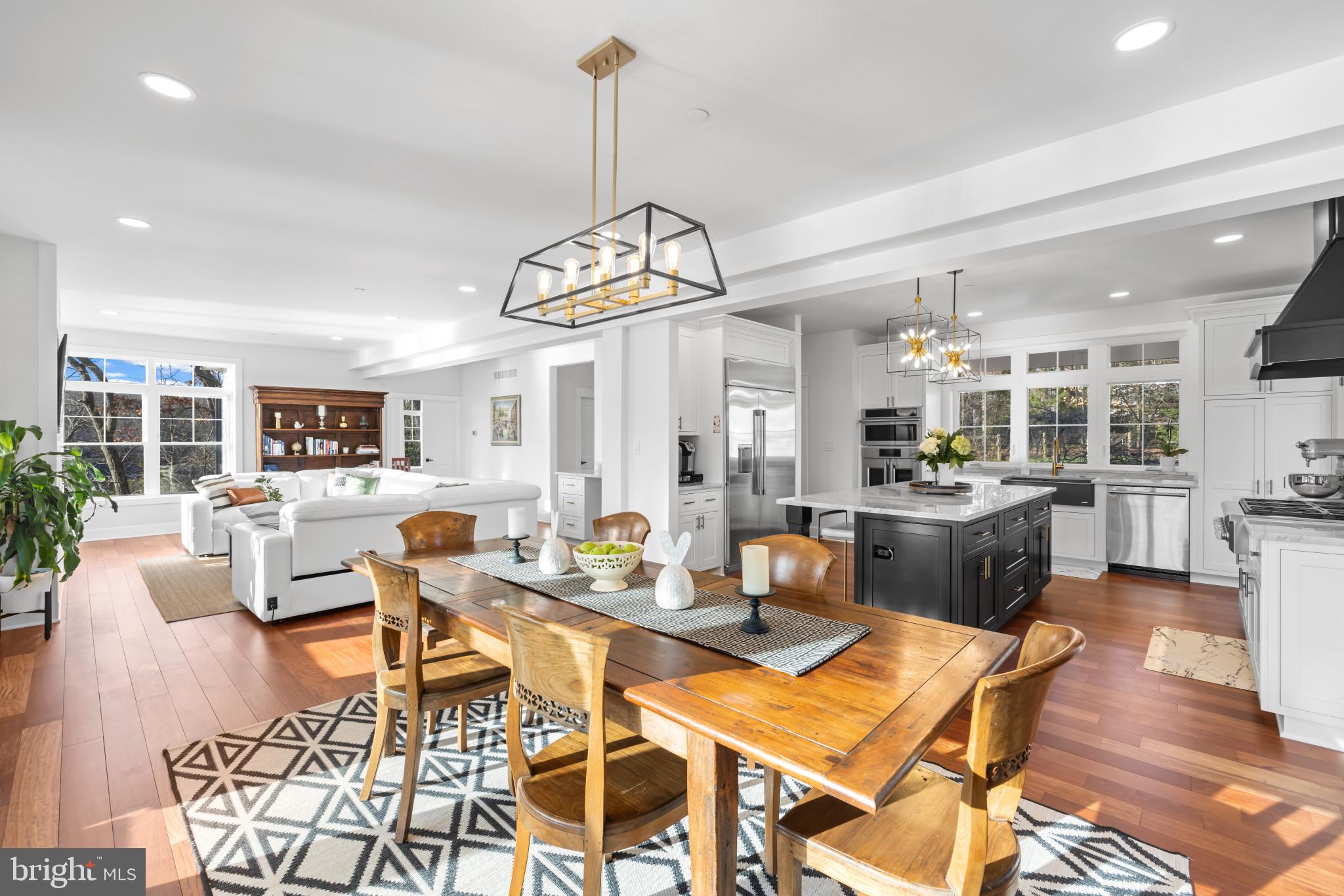 3320 Breckenridge Way