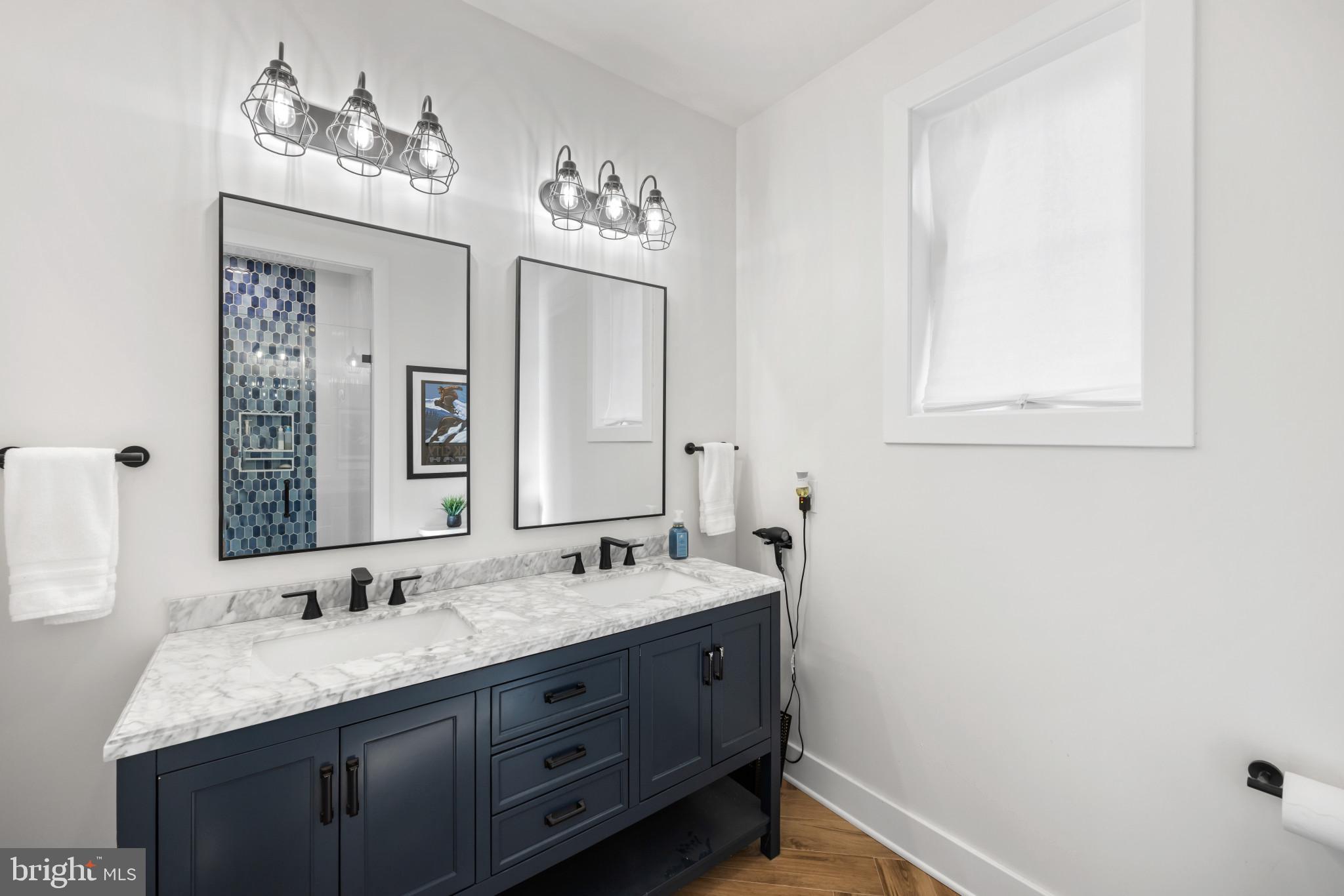 3320 Breckenridge Way