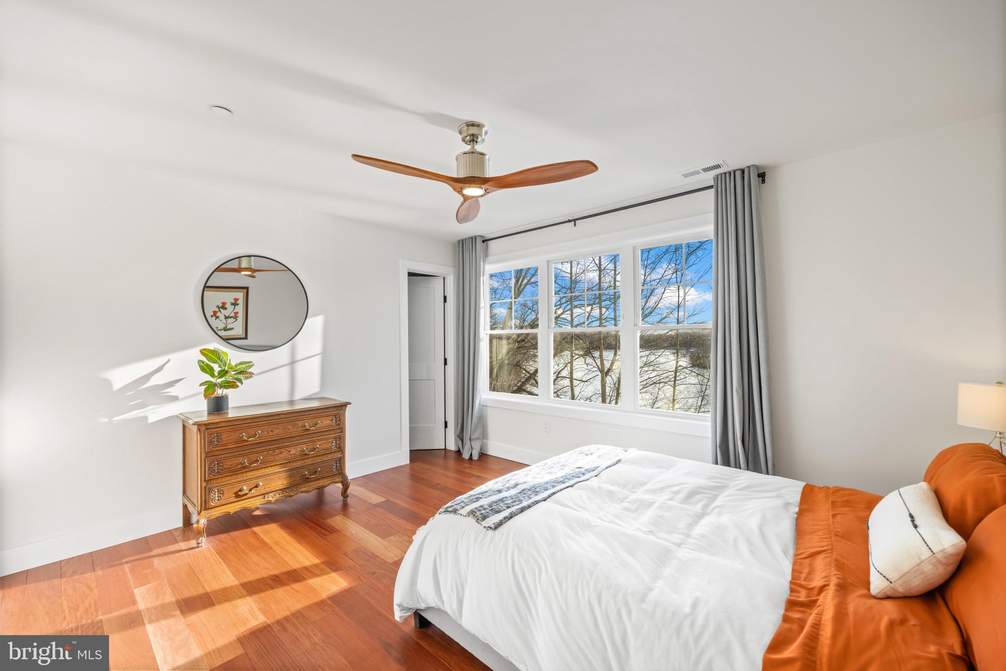 3320 Breckenridge Way