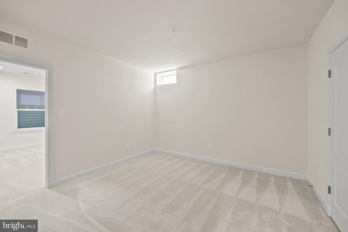 151 Moore Rd
