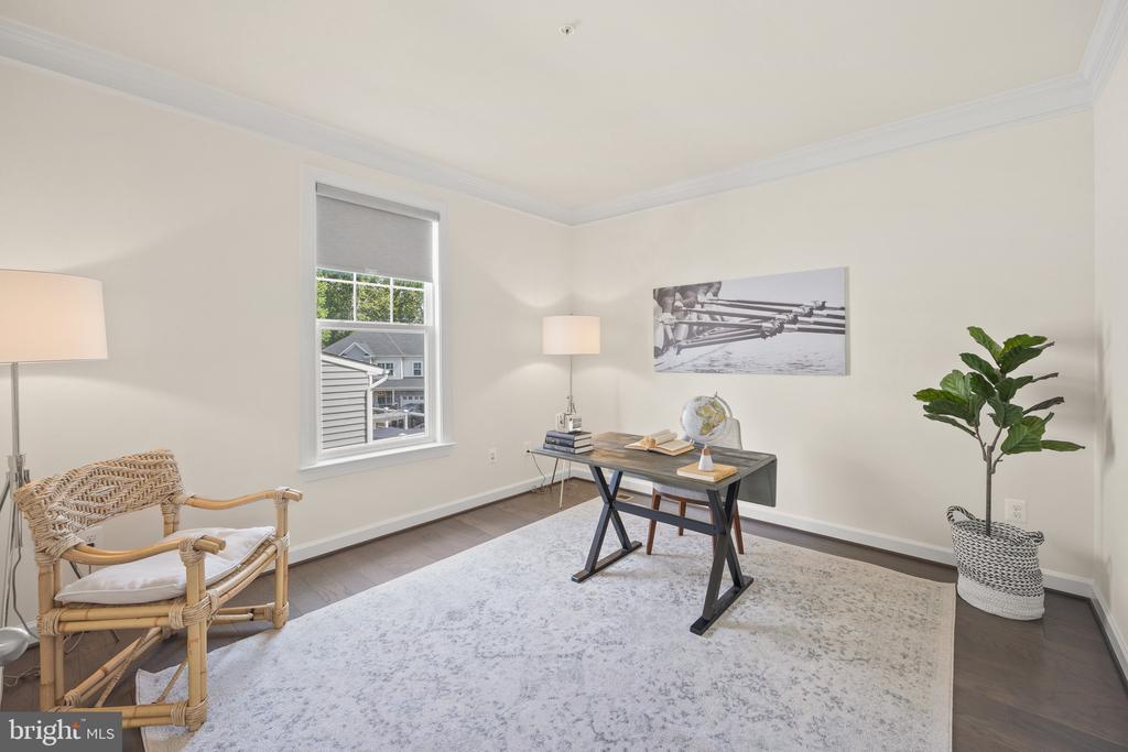151 Moore Rd