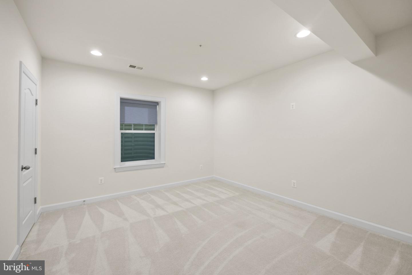 151 Moore Rd