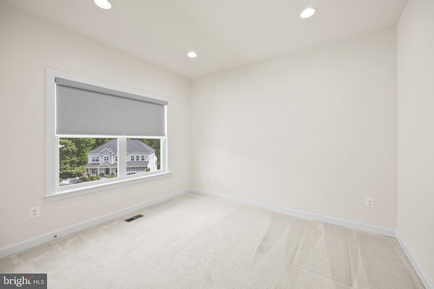 151 Moore Rd