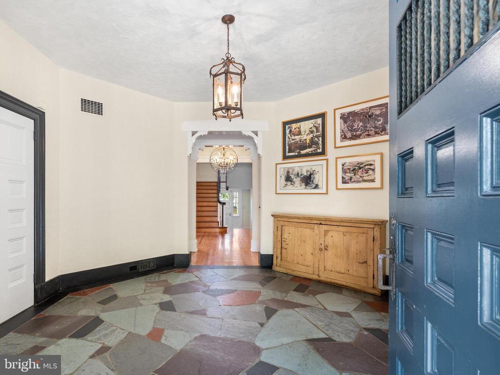 29 Homeport Dr