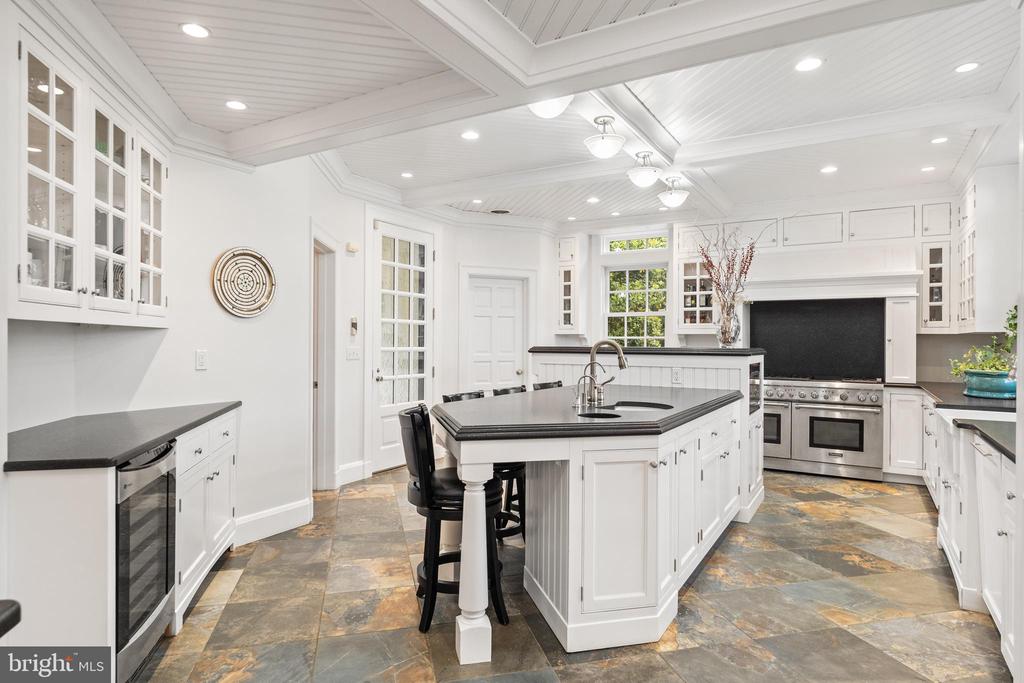 29 Homeport Dr