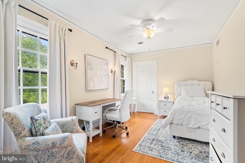 29 Homeport Dr
