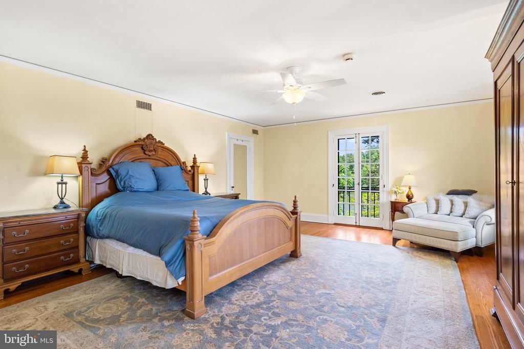 29 Homeport Dr