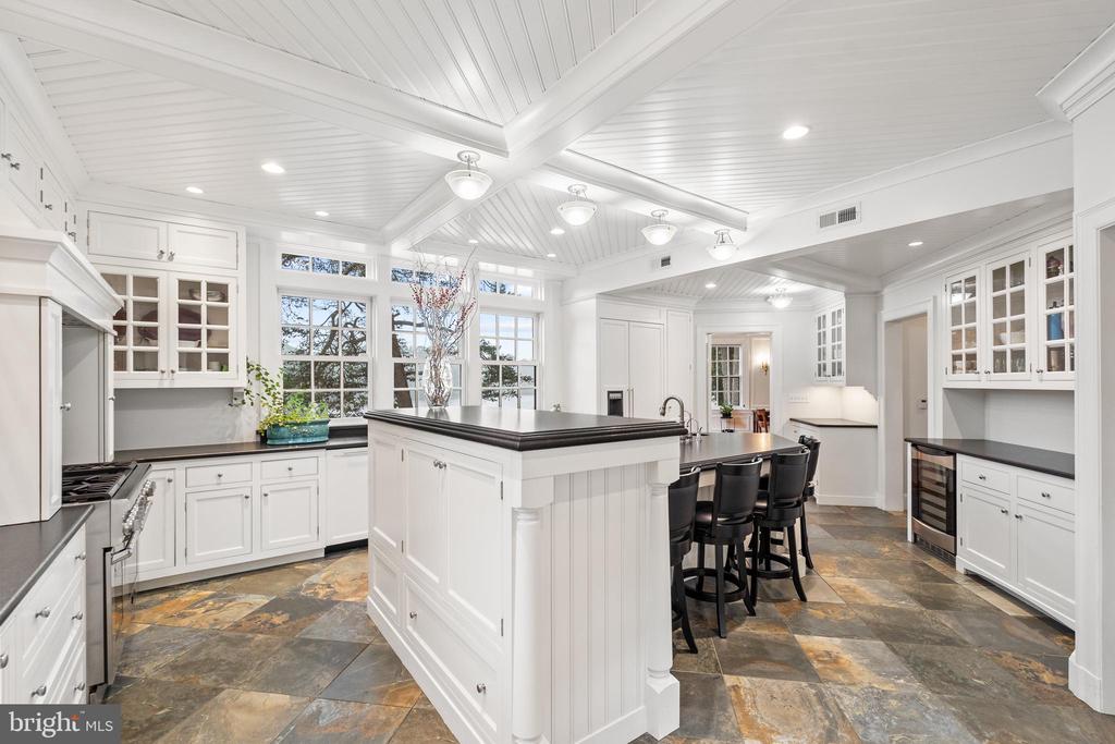 29 Homeport Dr