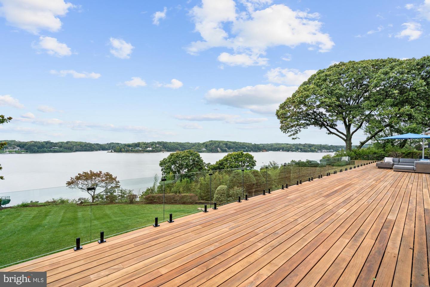 205 Winchester Beach Dr