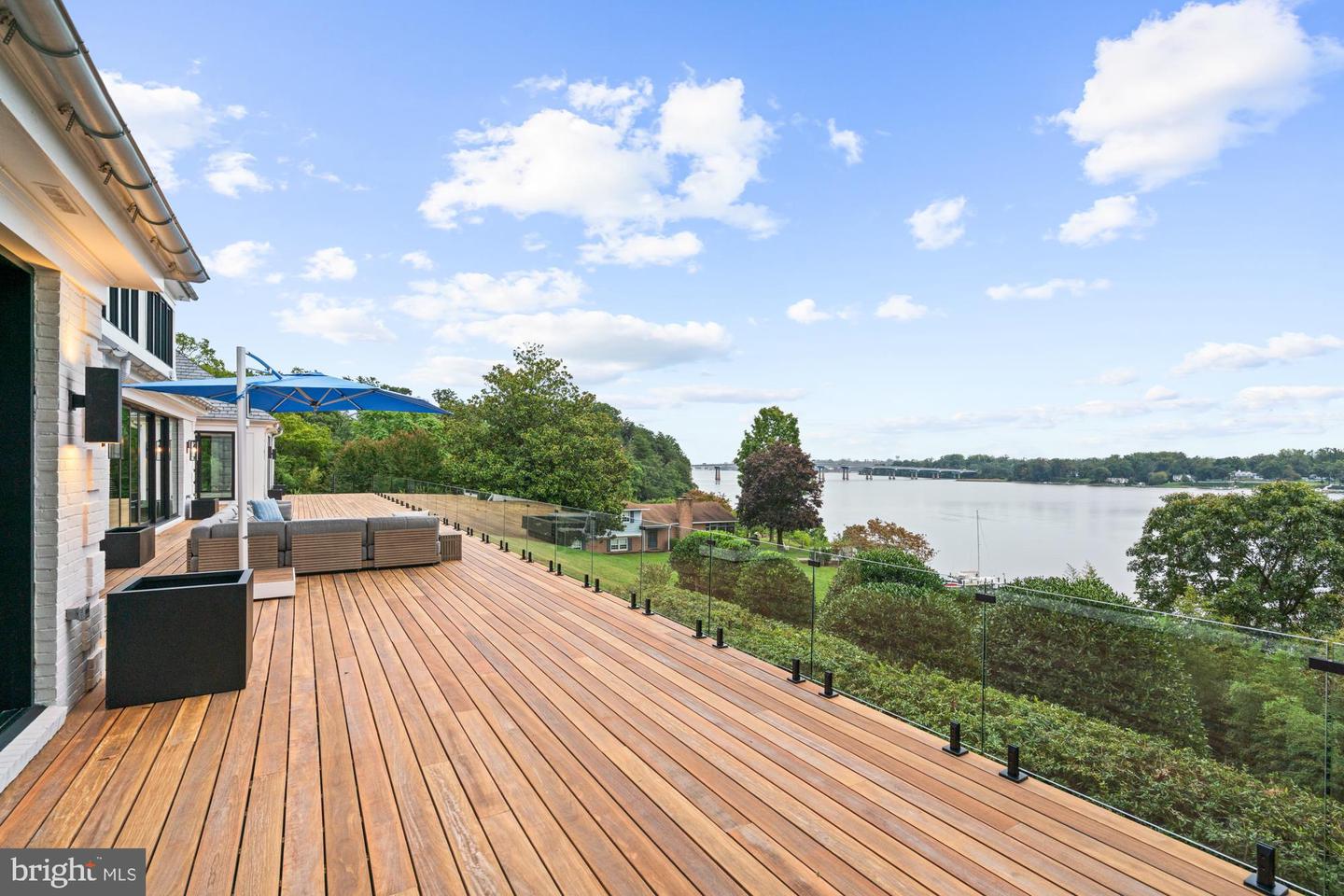 205 Winchester Beach Dr
