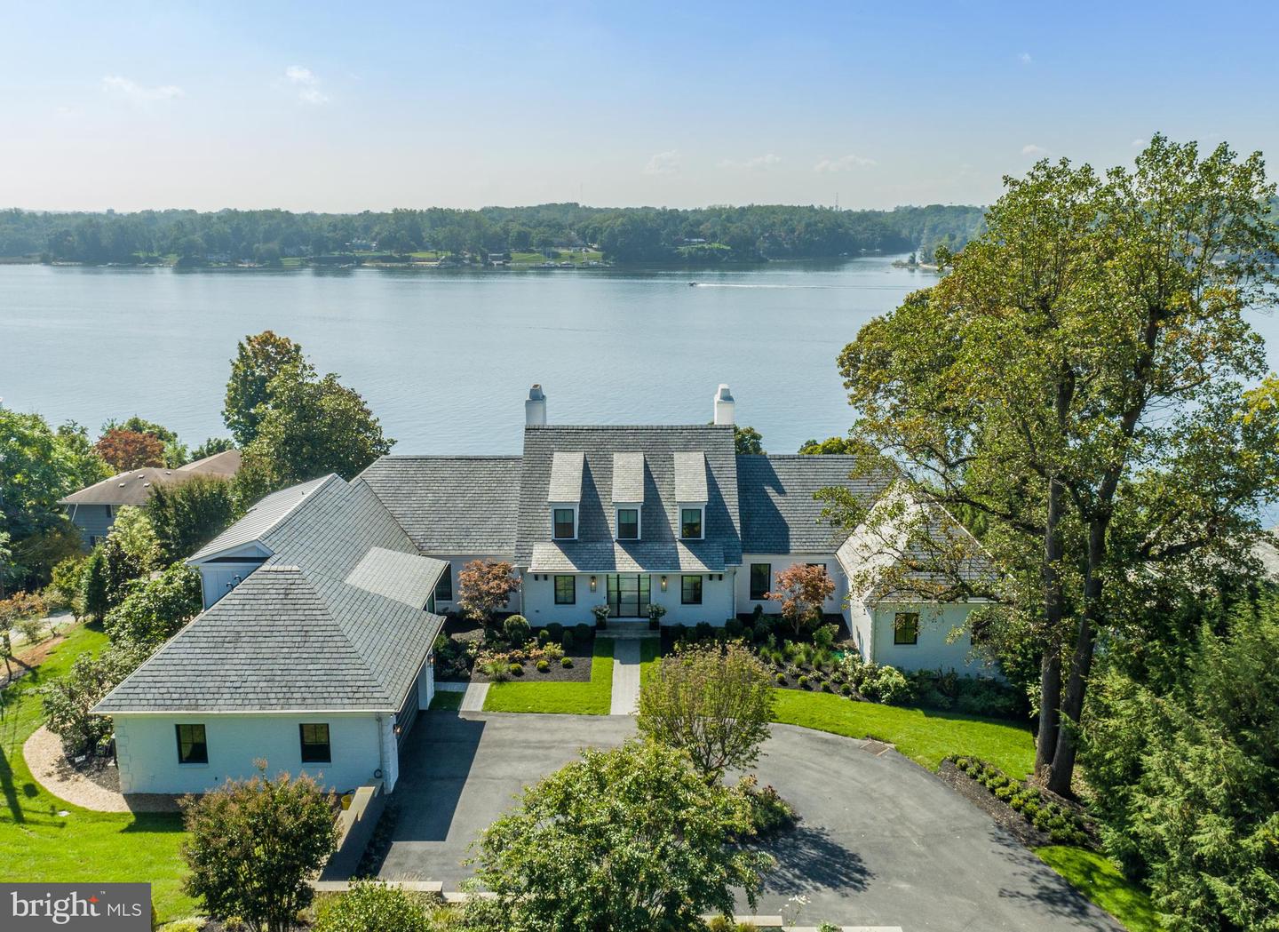 205 Winchester Beach Dr