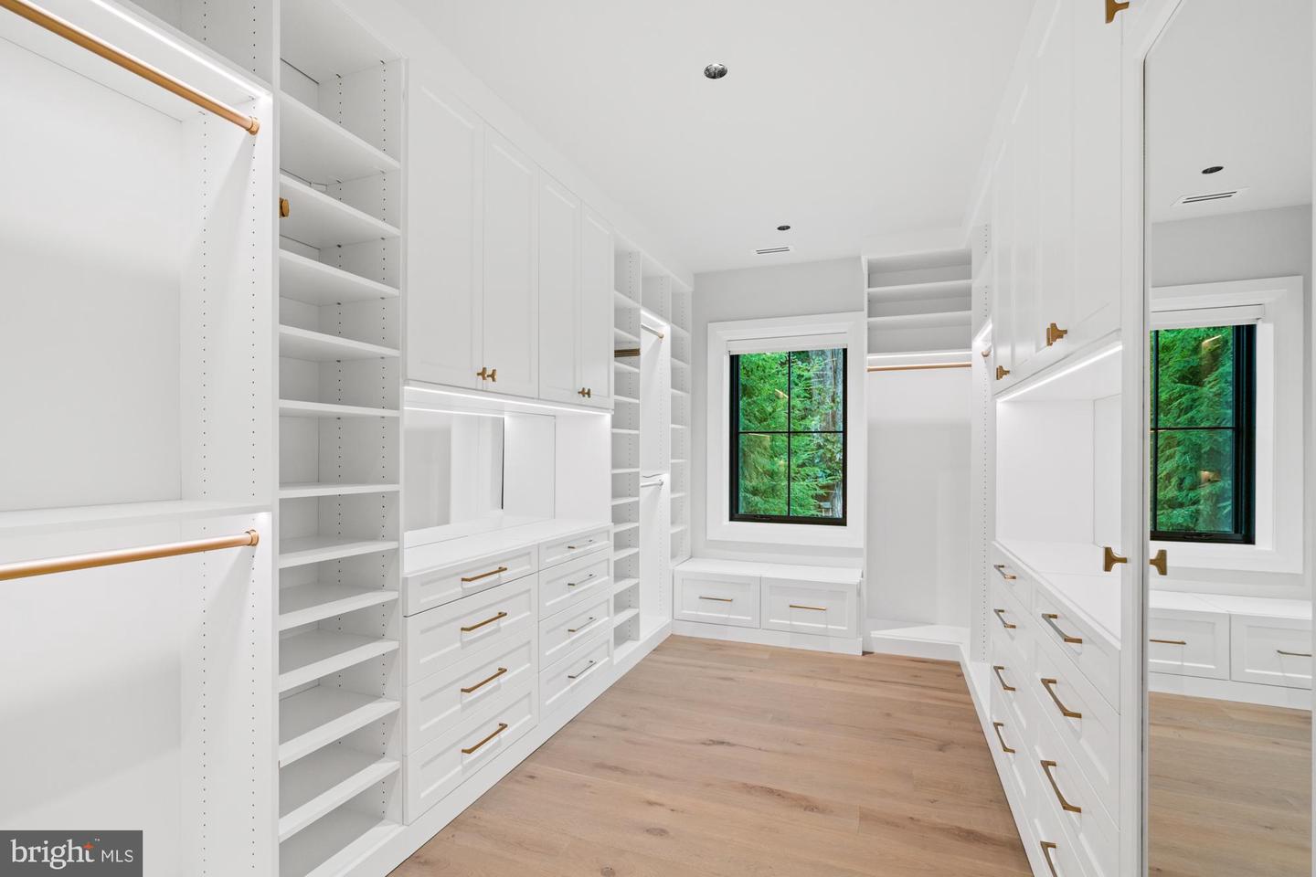 205 Winchester Beach Dr