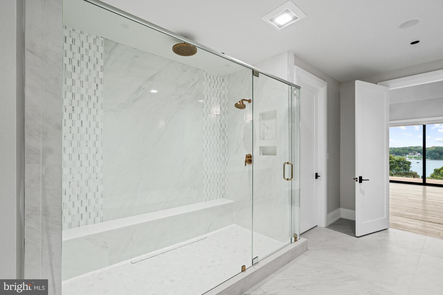 205 Winchester Beach Dr