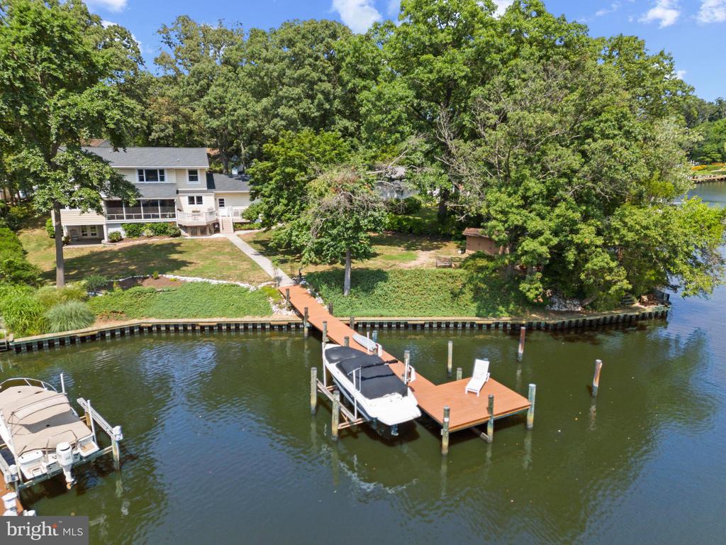 432 Maureen Ln