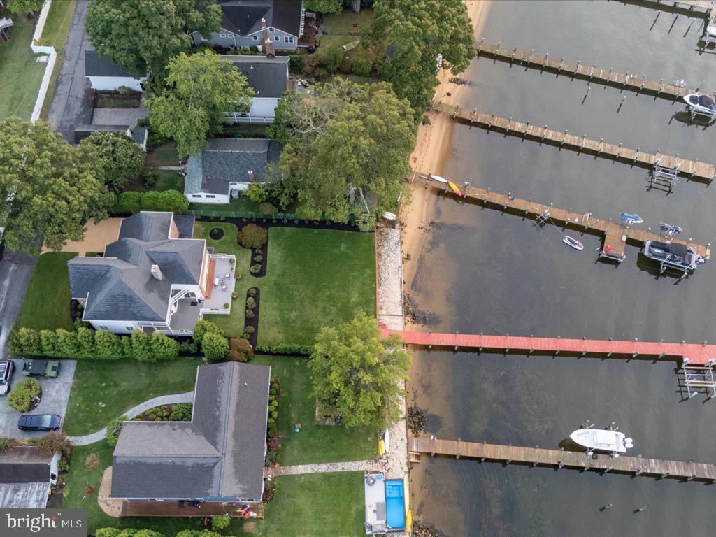 420 Beach Rd