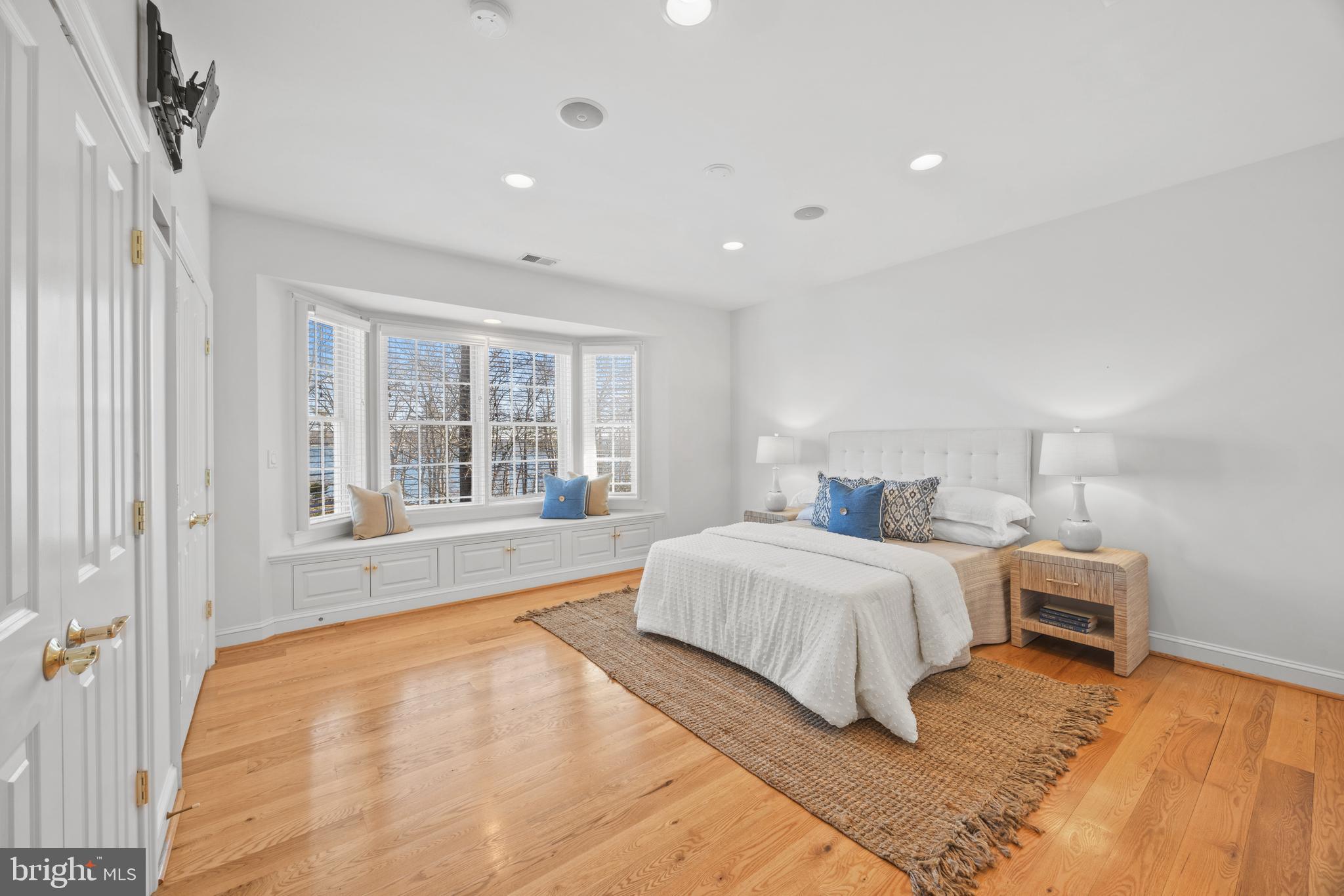 3317 Old Cedar Point Rd