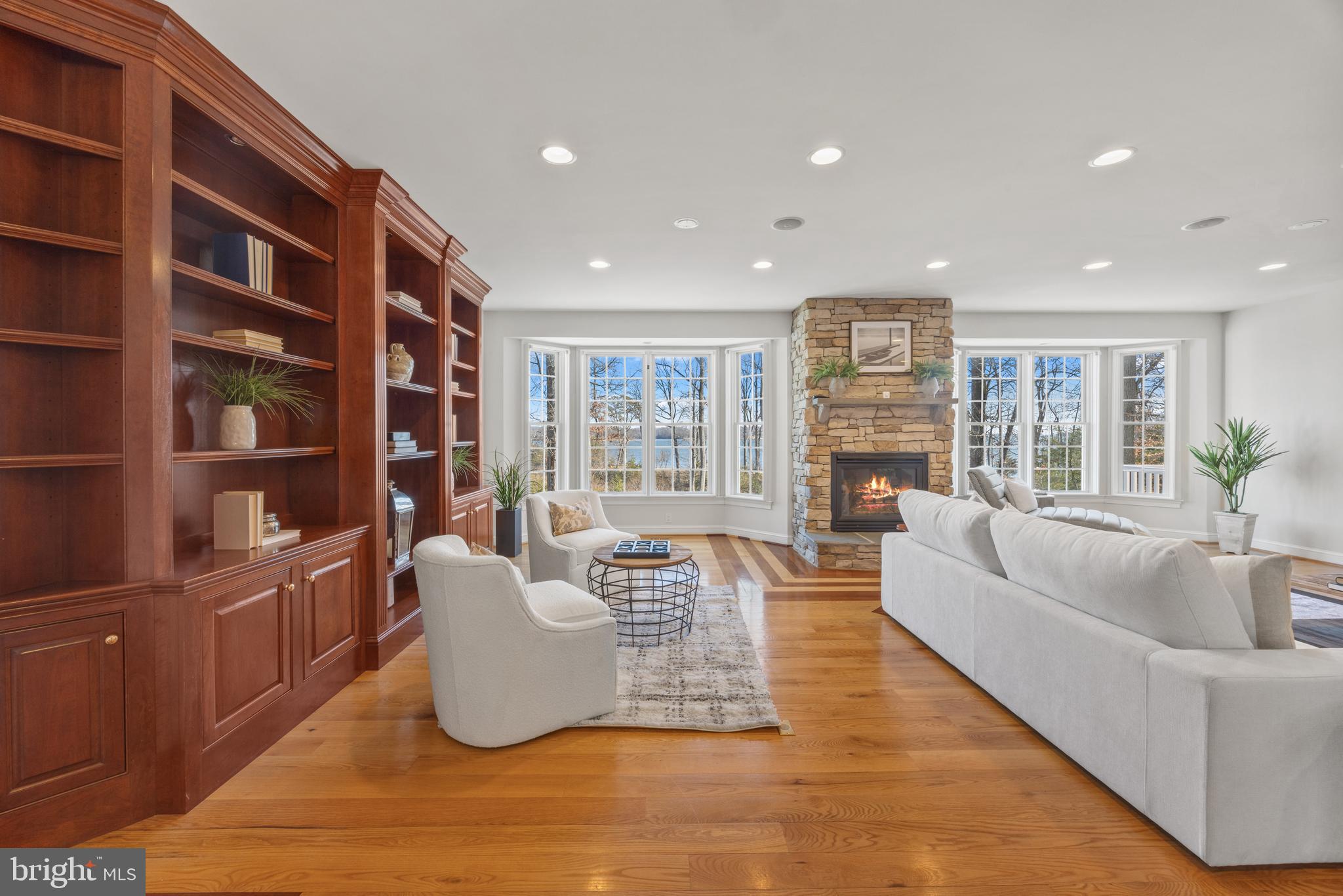 3317 Old Cedar Point Rd