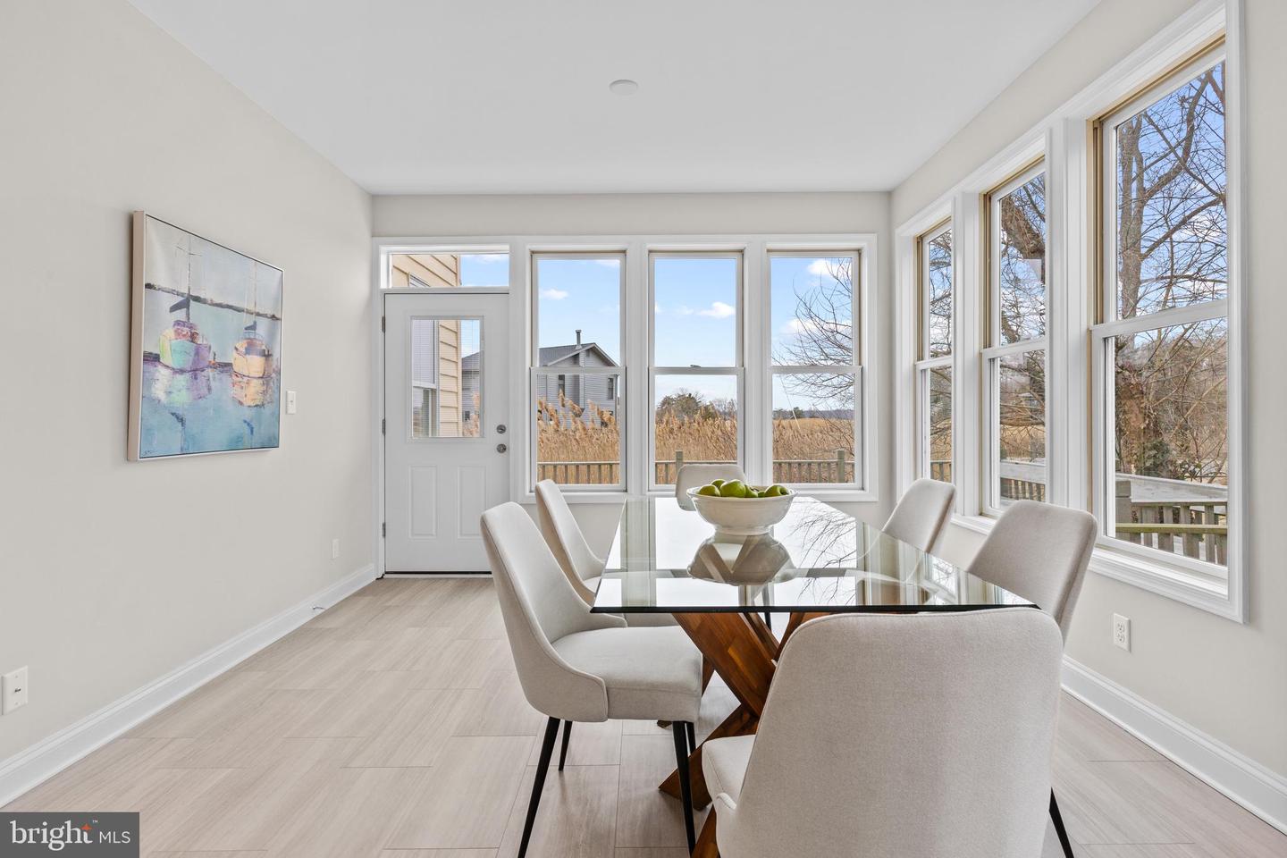133 Lake View Dr