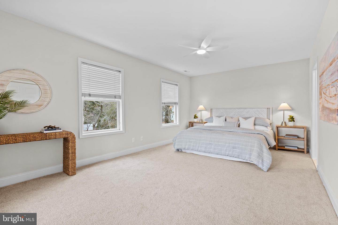 133 Lake View Dr