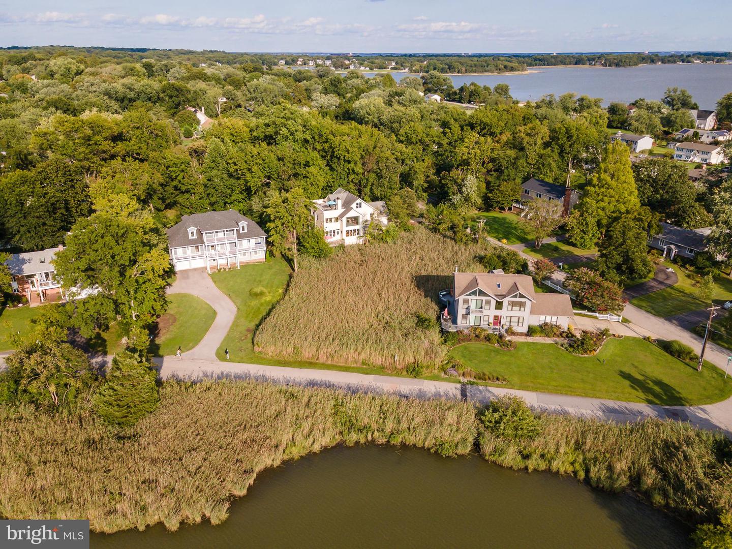 133 Lake View Dr