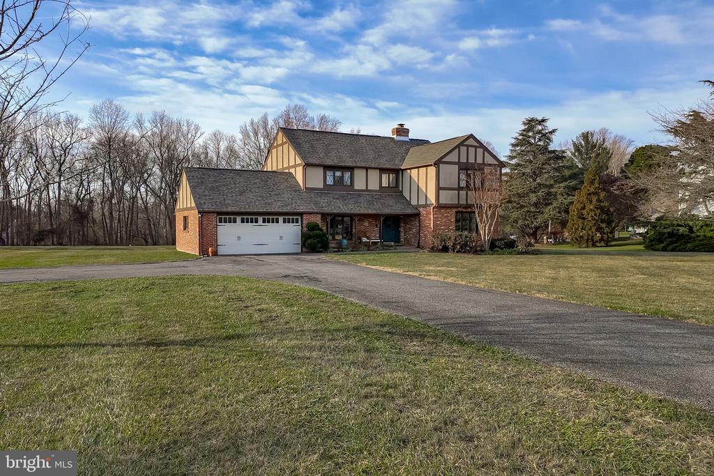 3286 Green Ash Rd