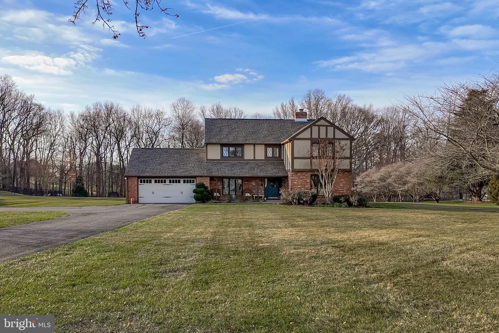 3286 Green Ash Rd